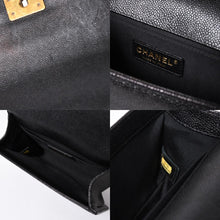 Load the image into the gallery viewer. CHANEL シャネル ボーイシャネル ショルダーバッグ チェーンショルダーバッグ 19番台 キャビアスキン ココマーク ブラック ゴールド金具 美品 中古 4a006436