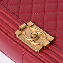 Load the image into the gallery viewer. CHANEL シャネル ボーイシャネル チェーンショルダーバッグ ショルダーバッグ 26番台 ラムスキン ココマーク ピンク ゴールド金具 美品 中古 4a006431
