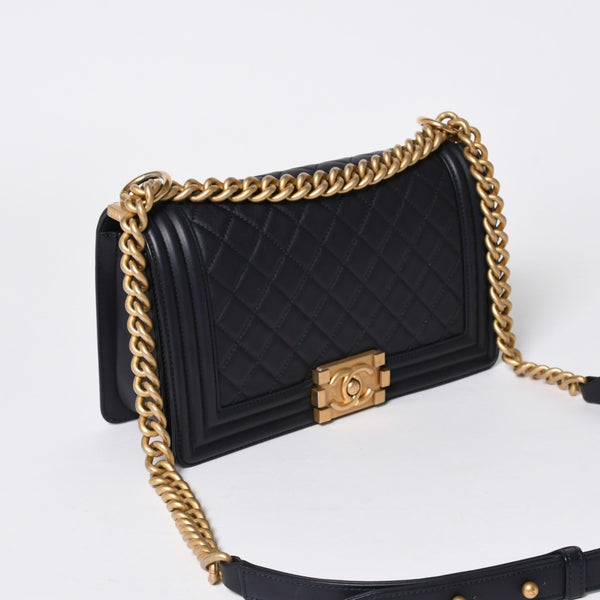 極美品 CHANEL シャネル ボーイシャネル25 Wチェーンショルダーバッグ 26番台 ココマーク A67086 ラムスキン ネイビー 中古 4a006434