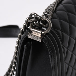 極美品 CHANEL シャネル ボーイシャネル チェーンショルダーバッグ A67086 23番台 ラムスキン ココマーク ブラック シルバー金具 中古 4a006432
