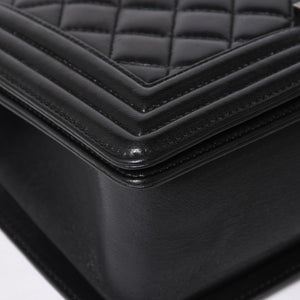 極美品 CHANEL シャネル ボーイシャネル チェーンショルダーバッグ A67086 23番台 ラムスキン ココマーク ブラック シルバー金具 中古 4a006432