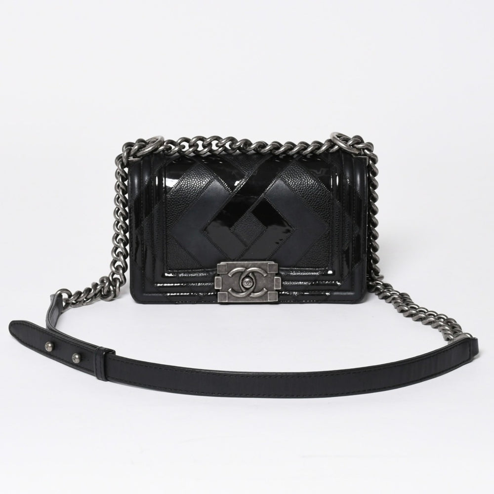 極美品 CHANEL シャネル ボーイシャネル チェーンショルダー ショルダーバッグ 30番台 ブラック 中古 4a006430