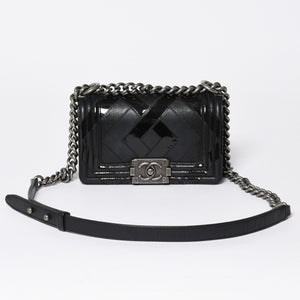 極美品 CHANEL シャネル ボーイシャネル チェーンショルダー ショルダーバッグ 30番台 ブラック 中古 4a006430