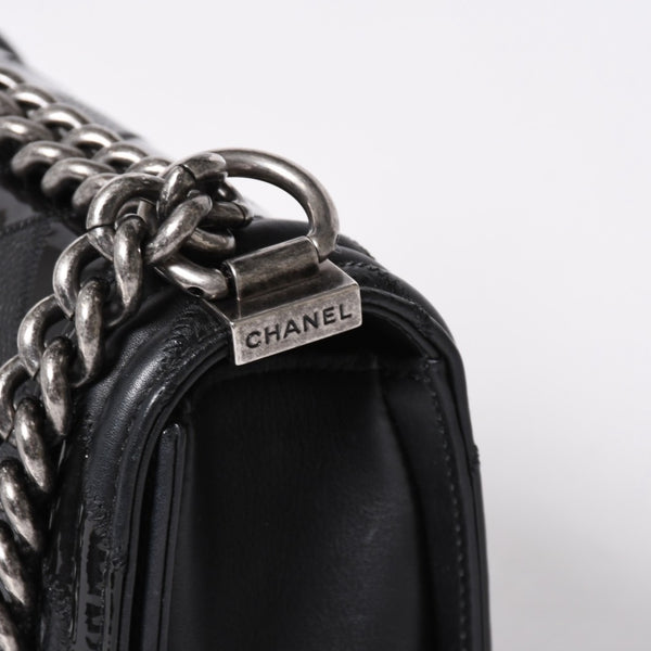 極美品 CHANEL シャネル ボーイシャネル チェーンショルダー ショルダーバッグ 30番台 ブラック 中古 4a006430