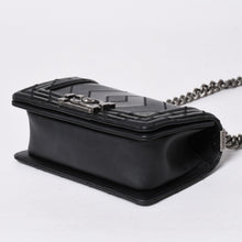 Load the image into the gallery viewer. 極美品 CHANEL シャネル ボーイシャネル チェーンショルダー ショルダーバッグ 30番台 ブラック 中古 4a006430