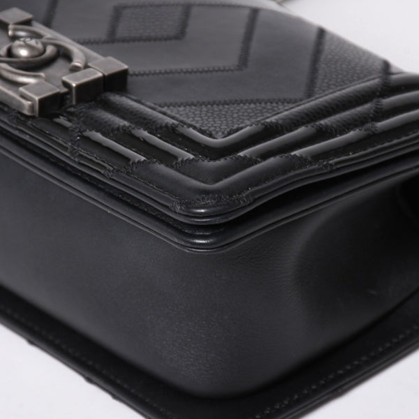 極美品 CHANEL シャネル ボーイシャネル チェーンショルダー ショルダーバッグ 30番台 ブラック 中古 4a006430