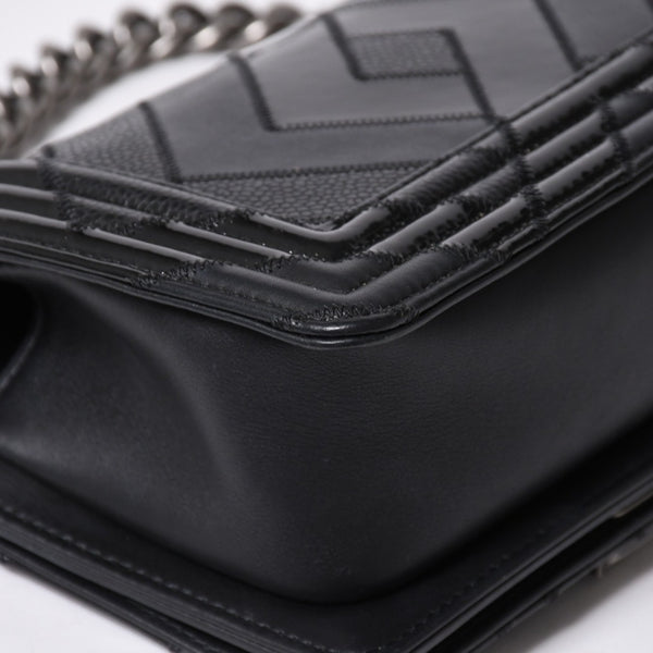 極美品 CHANEL シャネル ボーイシャネル チェーンショルダー ショルダーバッグ 30番台 ブラック 中古 4a006430