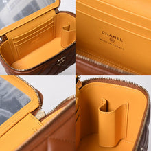 将图片加载到图库查看器中。 新品同様品 CHANEL シャネル ハンドバッグ ショルダーバッグ ココハンドル バニティケース ランダム番台 ブラウン ゴールド金具 ラムスキン 中古 4a006459