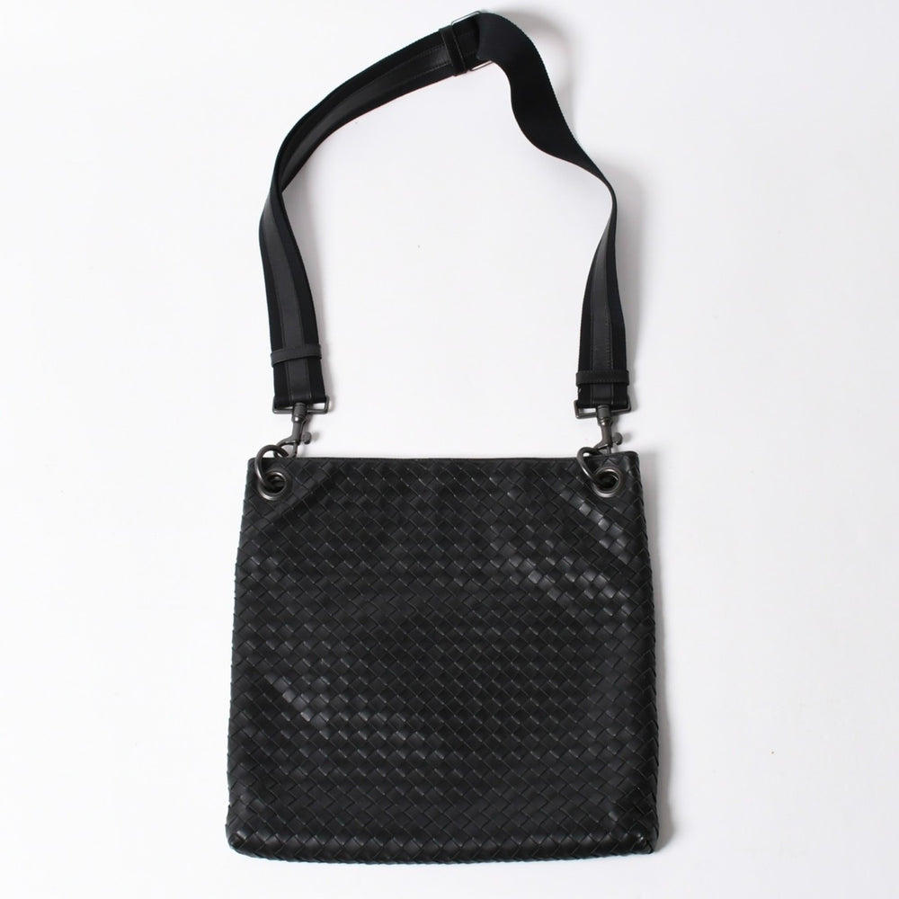 極美品 BOTTEGA VENETA ボッテガヴェネタ ショルダーバッグ イントレチャート 161623 V456C 1000 ブラック レザー 中古 4a006518