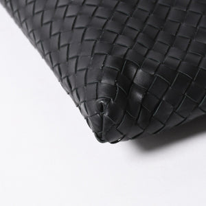 極美品 BOTTEGA VENETA ボッテガヴェネタ ショルダーバッグ イントレチャート 161623 V456C 1000 ブラック レザー 中古 4a006518