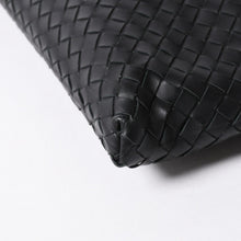 将图片加载到图库查看器中。 極美品 BOTTEGA VENETA ボッテガヴェネタ ショルダーバッグ イントレチャート 161623 V456C 1000 ブラック レザー 中古 4a006518