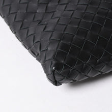 将图片加载到图库查看器中。 極美品 BOTTEGA VENETA ボッテガヴェネタ ショルダーバッグ イントレチャート 161623 V456C 1000 ブラック レザー 中古 4a006518