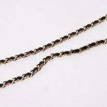 Load the image into the gallery viewer. 新品同様品 CHANEL シャネル チョコバー ベルベット シングルフラップ シングルチェーンバッグ 6番台 ベロア ゴールド金具 中古 4a006444