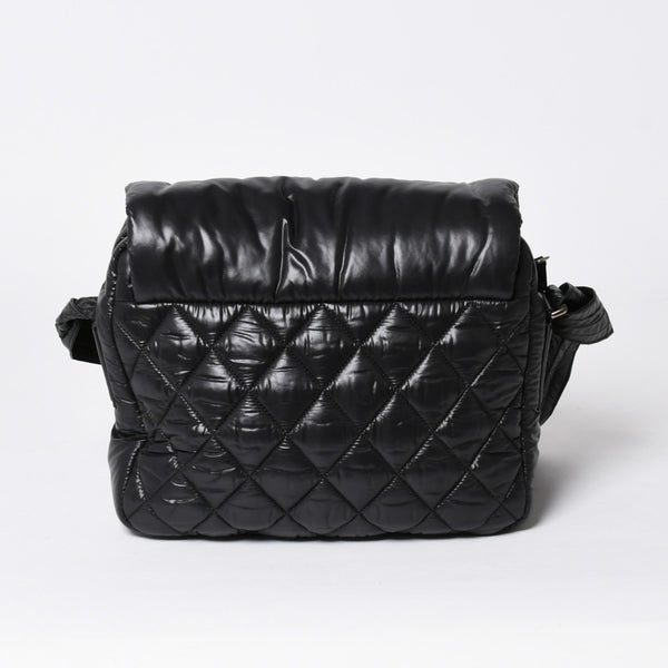 極美品 CHANEL シャネル コココクーン ショルダーバッグ A48616 14番台 ココマーク ナイロン ブラック シルバー金具 キルティング 中古 4a006528