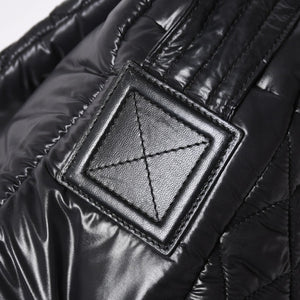 極美品 CHANEL シャネル コココクーン ショルダーバッグ A48616 14番台 ココマーク ナイロン ブラック シルバー金具 キルティング 中古 4a006528