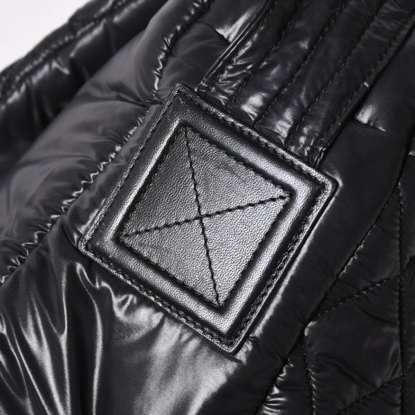 極美品 CHANEL シャネル コココクーン ショルダーバッグ A48616 14番台 ココマーク ナイロン ブラック シルバー金具 キルティング 中古 4a006528