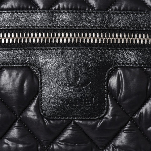 極美品 CHANEL シャネル コココクーン ショルダーバッグ A48616 16番台 ココマーク ナイロン ブラック シルバー金具 キルティング 中古 4a006457