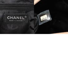 Load the image into the gallery viewer. 極美品 CHANEL シャネル カンボンライン ボーリングバッグ ハンドバッグ A25171 ラムスキン 8番台 ベージュ ブラック ココマーク シルバー金具 中古 4a006417