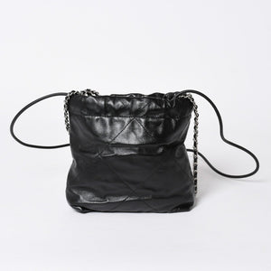 新品同様品 CHANEL シャネル シャネル22 ミニバッグ 2WAY ハンドバッグ ショルダーバッグ ランダム番台 ブラック シルバー金具 中古 4a006458