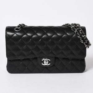 新品同様 CHANEL シャネル マトラッセ25 Wフラップ Wチェーンショルダーバッグ キャビアスキン ゴールド金具 ランダム番台 ブラック 中古 4a006559