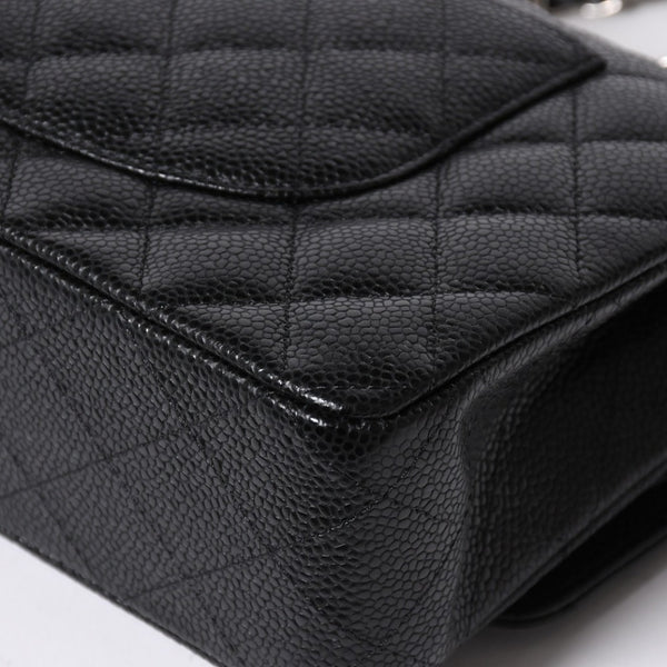 新品同様 CHANEL シャネル マトラッセ25 Wフラップ Wチェーンショルダーバッグ キャビアスキン ゴールド金具 ランダム番台 ブラック 中古 4a006559