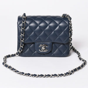 新品同様 CHANEL シャネル ミニマトラッセ17 Sフラップ Sチェーンショルダーバッグ 26番台 ココマーク ラムスキン ブルー シルバー 中古 4a006558