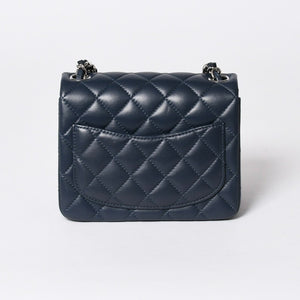 新品同様 CHANEL シャネル ミニマトラッセ17 Sフラップ Sチェーンショルダーバッグ 26番台 ココマーク ラムスキン ブルー シルバー 中古 4a006558