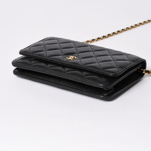 新品同様 CHANEL シャネル チェーンウォレット 長財布 AP0250 27番台 ココマーク キャビアスキン ブラック ゴールド金具 中古 4a006405