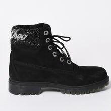 将图片加载到图库查看器中。 JIMMY CHOO ジミーチュウ Timberland ティンバーランド クリスタル アンクルブーツ A74148 ブラック サイズ25cm 美品 中古 4a006142