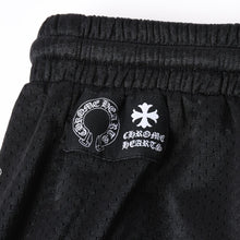 将图片加载到图库查看器中。 新品同様品 CHROME HEARTS クロムハーツ CHプリント メッシュショーツ ハーフパンツ ショーツ ブラック シルバー サイズL 中古 4a006535