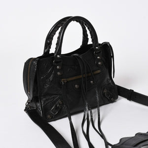 極美品 BALENCIAGA バレンシアガ クラシック ミニシティ ナイロン レザー 2WAY ハンドバッグ ショルダーバッグ ブラック 300295 中古 4a006411