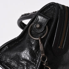 Load the image into the gallery viewer. 極美品 BALENCIAGA バレンシアガ クラシック ミニシティ ナイロン レザー 2WAY ハンドバッグ ショルダーバッグ ブラック 300295 中古 4a006411