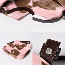 Load the image into the gallery viewer. 極美品 FENDI フェンディ マンマバケット ワンショルダーバッグ ハラコ 26424 ピンク ブラウン 中古 4a006404