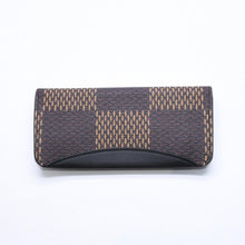 Load the image into the gallery viewer. 極美品 LOUIS VUITTON×NIGO ルイヴィトン ニゴ エテュイ リュネット ウッディー メガネケース GI0497 ブラウン シルバー金具 中古 4a006455