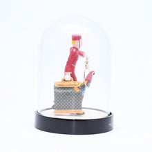 画像をギャラリービューアに読み込む, 極美品 LOUIS VUITTON ルイヴィトン 置物 雑貨 ノベルティ VIP限定 ページボーイ ドーム LE GROOM オブジェ ブラック レッド 中古 4a006423