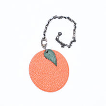 画像をギャラリービューアに読み込む, HERMES エルメス チャーム バッグチャーム レザー Orange オレンジ Green グリーン シェーブル 美品 中古 4a006469