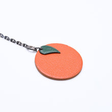 画像をギャラリービューアに読み込む, HERMES エルメス チャーム バッグチャーム レザー Orange オレンジ Green グリーン シェーブル 美品 中古 4a006469