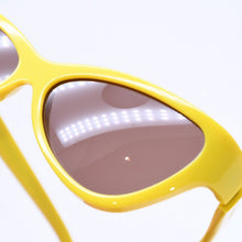 将图片加载到图库查看器中。 極美品 MIU MIU ミュウミュウ サングラス アイウェア SMU 09A キャットアイ イエロー ブラウン 中古 4a006482