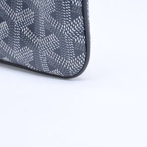 新品同様品 GOYARD ゴヤール コインケース Senat Nano Key Pouch セナ ナノ キーポーチ グレー シルバー金具 中古 4a006476