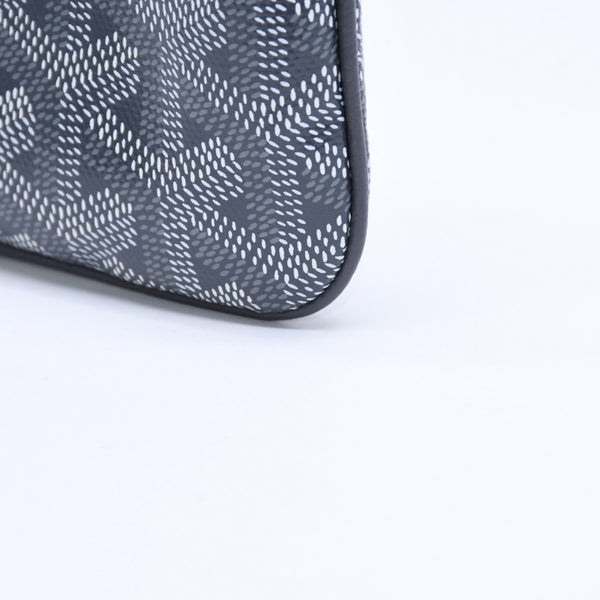 新品同様品 GOYARD ゴヤール コインケース Senat Nano Key Pouch セナ ナノ キーポーチ グレー シルバー金具 中古 4a006476