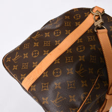 Load the image into the gallery viewer. LOUIS VUITTON ルイヴィトン モノグラム キーポルバンドリエール55 2WAY ボストンバック M41414 ブラウン キャンバス 美品 中古 4a006486