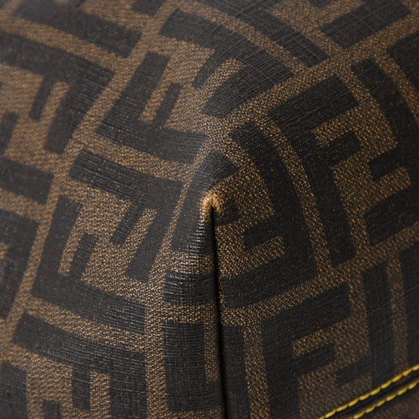 極美品 FENDI フェンディ ズッカ柄 トートバッグ AT23605 ホログラムシール付き PVC ブラウン イエロー ゴールド金具 中古 4a006494