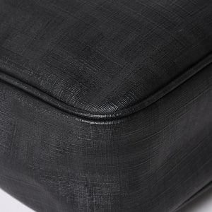 極美品 FENDI フェンディ ズッカ FFロゴ クロスボディ ショルダーバッグ 7VA232 PVC ブラック ブラックメタル金具 中古 4a006498