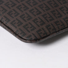 将图片加载到图库查看器中。 極美品 FENDI フェンディ ズッキーノ ショルダーバッグ FFロゴ イタリア製 PVC ブラウン ゴールド金具 中古 4a006501