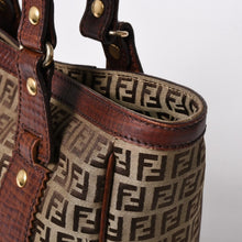 Load the image into the gallery viewer. FENDI フェンディ ズッキーノ ハンドバッグ トートバッグ 8BH16I キャンバス レザー ベージュ ブラウン ゴールド金具 美品 中古 4a006514