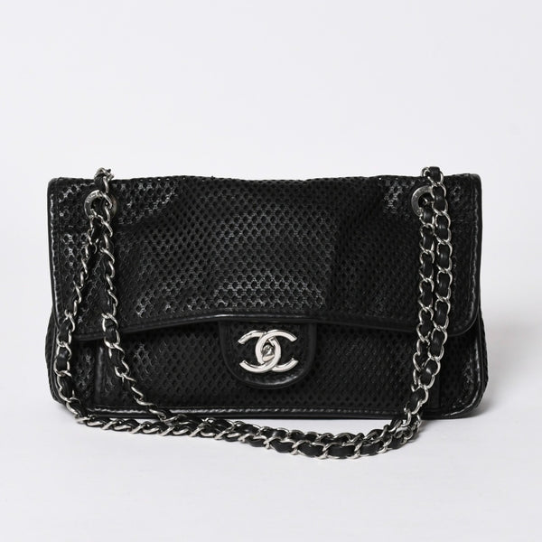 極美品 CHANEL シャネル フレンチリビエラ パンチング Sフラップ Sチェーンチェーンショルダーバッグ ブラック カーフ ココマーク シルバー金具 シリアル不鮮明 中古 4a006451