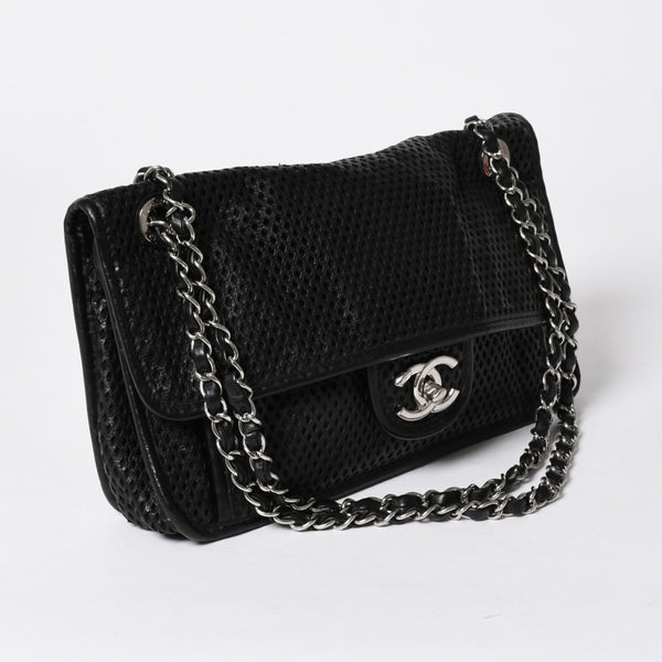 極美品 CHANEL シャネル フレンチリビエラ パンチング Sフラップ Sチェーンチェーンショルダーバッグ ブラック カーフ ココマーク シルバー金具 シリアル不鮮明 中古 4a006451
