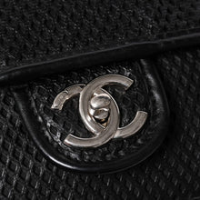 将图片加载到图库查看器中。 極美品 CHANEL シャネル フレンチリビエラ パンチング Sフラップ Sチェーンチェーンショルダーバッグ ブラック カーフ ココマーク シルバー金具 シリアル不鮮明 中古 4a006451