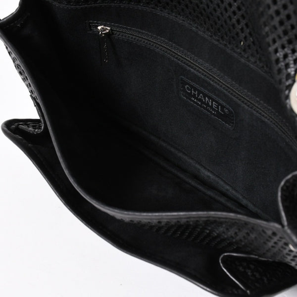 極美品 CHANEL シャネル フレンチリビエラ パンチング Sフラップ Sチェーンチェーンショルダーバッグ ブラック カーフ ココマーク シルバー金具 シリアル不鮮明 中古 4a006451