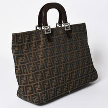 Load the image into the gallery viewer. FENDI フェンディ ハンドバッグ トートバッグ ズッカ柄 キャンバス レザー ブラウン シルバー金具 美品 中古 4a006513